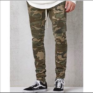 PacSun camo skinny motto Jogger pants